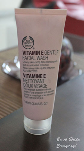 The Body Shop Vitamin E Gentle Face Wash