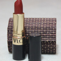 Revlon super lustrous lipstick creme mulled wine (305) review