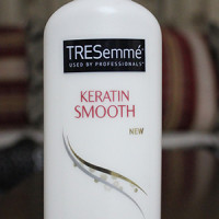 Tresemme Keratin Smooth Conditioner for Straighter and Smoother hair Review