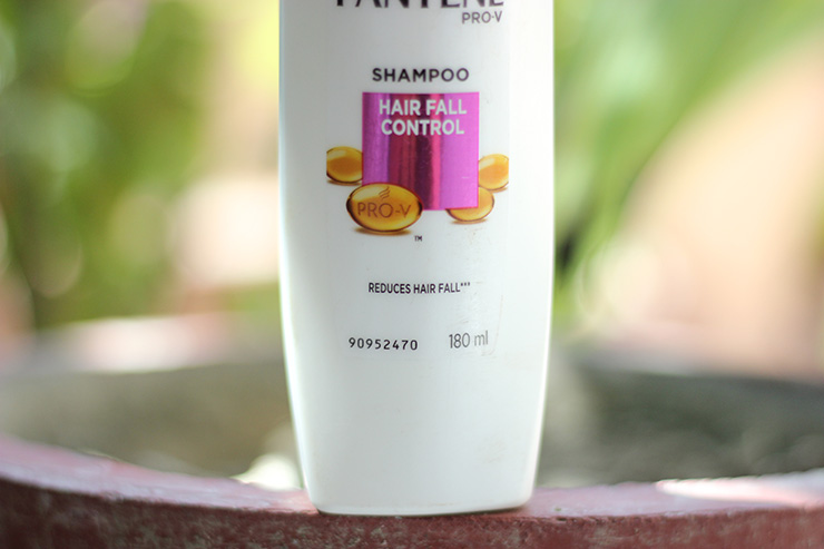 Pantene Pro V Hair Fall Control Shampoo Review (4)