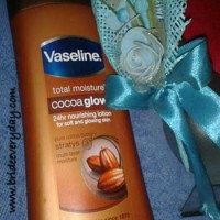 Vaseline Total Moisture Cocoa Glow Body Lotion Review