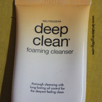 Neutrogena Deep Clean Foaming Cleanser Review