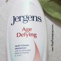 Jergens Age Defying Multi Vitamin Moisturizer Review