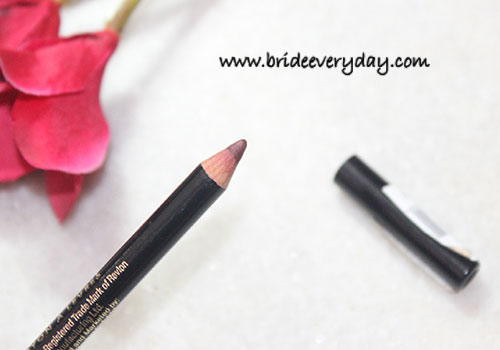 Revlon Lip Liner Pencil in Blackberry Review, Swatch