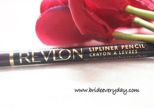 Revlon Lip Liner Pencil in Blackberry Review, Swatch
