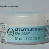 The Body Shop Seaweed Mattifying Day Cream Review, Swatch