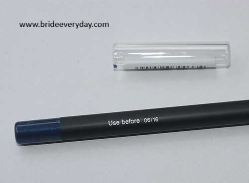 Maybelline Eyestudio Vivid and Smooth Eye Liner in Ocean Blue Review