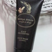 Marks and Spencer Royal Jelly and Pure Honey Foot Balm Review