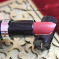 Faces Go Chic Lipstick Rock Solid Shade Review Swatch
