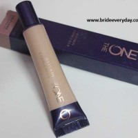 Oriflame The ONE Illuskin Concealer Nude Pink Review Swatch