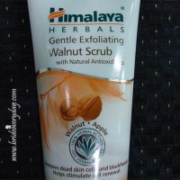 Himalaya Herbals Gentle Exfoliating Walnut Scrub Review