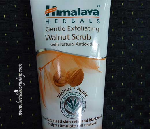 Himalaya Herbals Gentle Exfoliating Walnut Scrub Review
