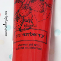 Marks And Spencer Blissful Strawberry Shower Gel Review