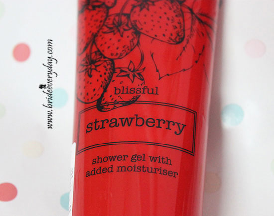 Marks And Spencer Blissful Strawberry Shower Gel Review