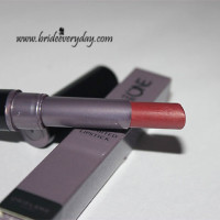 Oriflame The ONE Colour Unlimited Lipstick Mocha Intensity Review Swatch