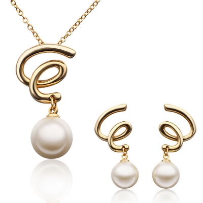 Complement Your Indian Attire With Pearl Jewelry