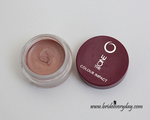 Oriflame The ONE Colour Impact Cream Eye Shadow Rose Gold Review Swatch