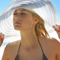 Summer Essentials-Protect Your Hair From Sun Damage