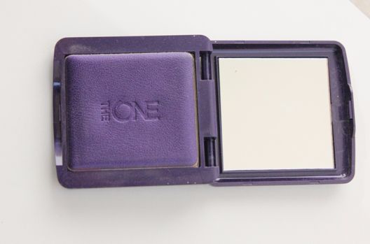 Oriflame The ONE Illuskin Powder In Shade Medium Review