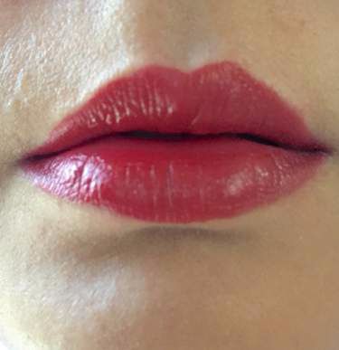Oriflame The ONE Matte Lipstick Red Seduction Review Swatch