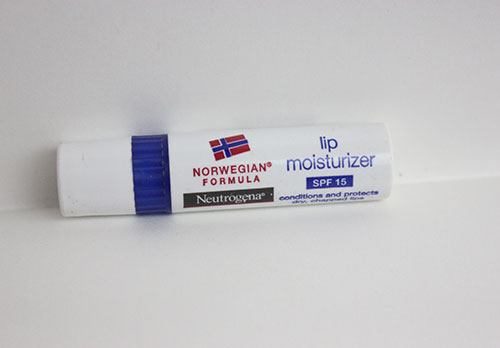 Neutrogena Norwegian Formula Lip Moisturizer Review