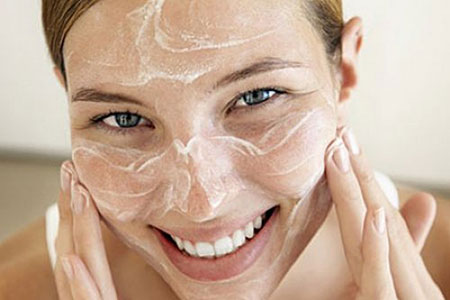 Are you washing your face the correct way