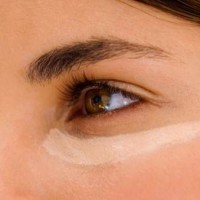 Makeup Basics-How To Choose Right Concealer