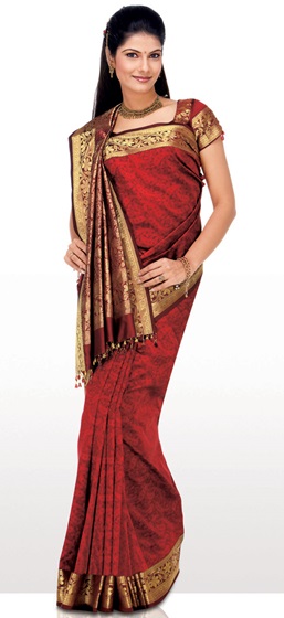 10 Gorgeous Ways To Style A Saree