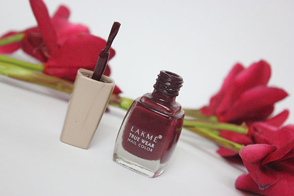 Lakme True Wear Nail Color Freespirit D417 Manish Malhotra Review Swatches