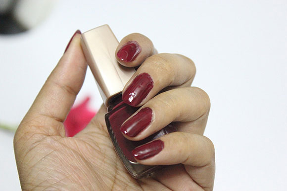 Lakme True Wear Nail Color Freespirit D417 Manish Malhotra Review Swatches