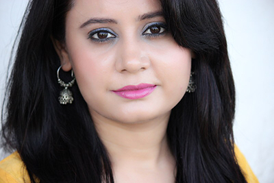 Indian Festival Makeup Look #2–Fuchsia Lips With Hint Of Blue On Eyes