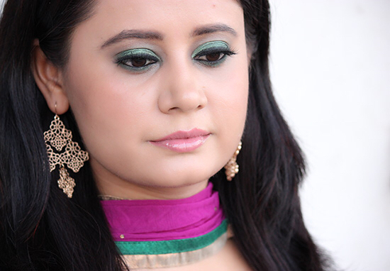Indian Festival Makeup Look #3-Bright Green Eyes With Soft Pink Lips