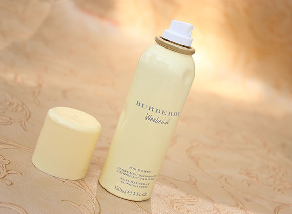 Burberry Weekend For Women Perfumed Deodorant Natural Spray Review