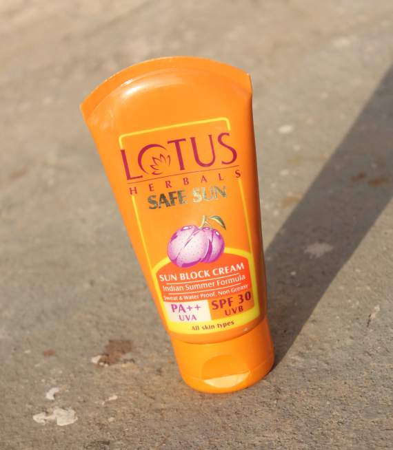 Lotus Herbals Safe Sun Block Cream SPF 30 Review