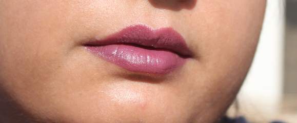 Maybelline Colorsensational Moisture Extreme Lipstick Forever Plum Review Swatches