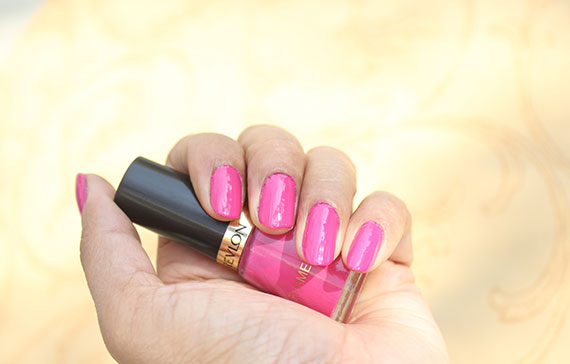 Revlon Nail Enamel Fuchsia Fever 368 Review Swatches