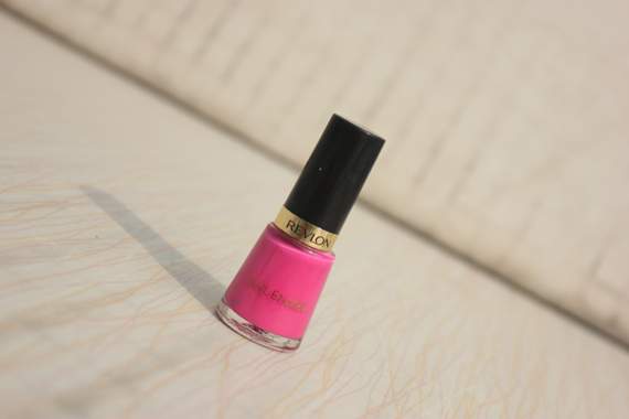 Revlon Nail Enamel Fuchsia Fever 368 Review Swatches