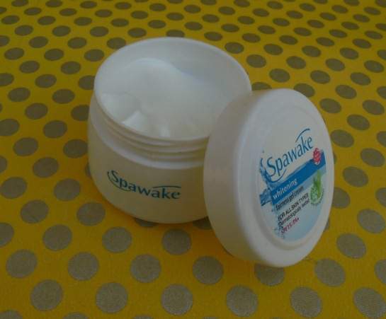 Spawake Whitening Fairness Gel Cream Review  (5)