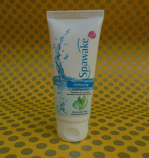 Spawake Whitening Scrub Face Wash Review