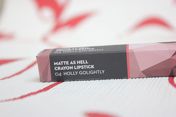 Sugar Cosmetics Matte As Hell Crayon Lipstick Shade Holly Golightly Review Swatch FOTD (2)