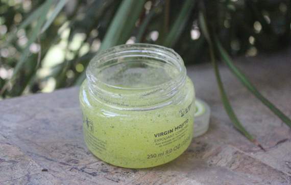 The Body Shop Virgin Mojito Body SCrub Review (3)