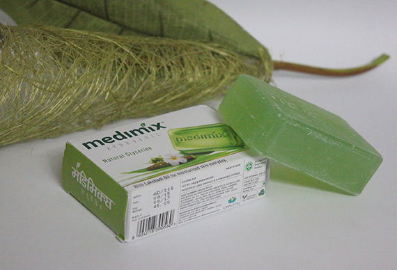 Medimix Ayurvedic Natural Glycerine Soap Review