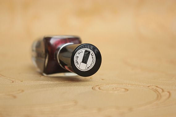 Wet n Wild Megalast Salon Nail Color Under Your Spell 216B Review Swatches