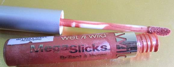 Wet n Wild Megaslicks Lip Gloss Bronze Berry Review (4)