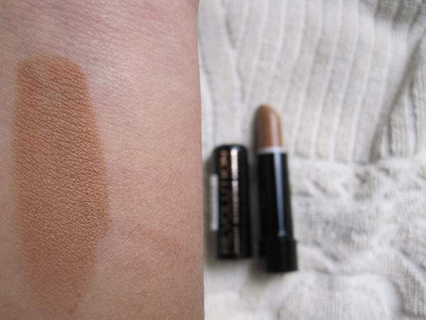 Makeup Revolution London The Matte Effect Cover And Conceal MC 12 Darkest Review (1)