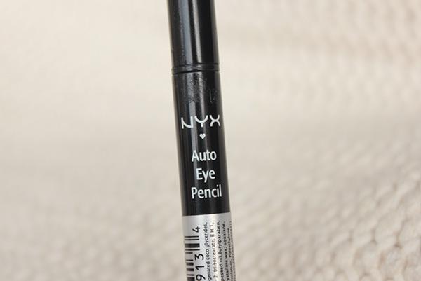 NYX Auto Eye Pencil In Shade Sapphire Review (2)