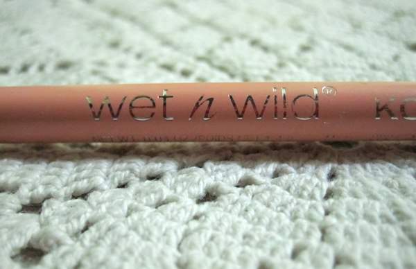 Wet n Wild Coloricon Kohl Eyeliner Calling Your Buff Review Swatch (4)