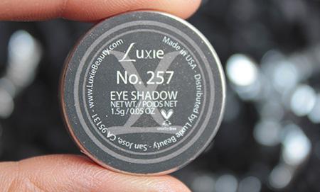 Eyeshadows And Makeup Brushes from Luxie Beauty (16)