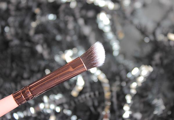 Eyeshadows And Makeup Brushes from Luxie Beauty (19)