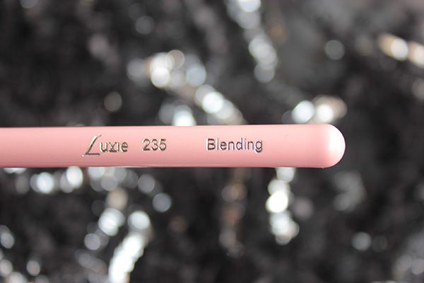 Eyeshadows And Makeup Brushes from Luxie Beauty (22)